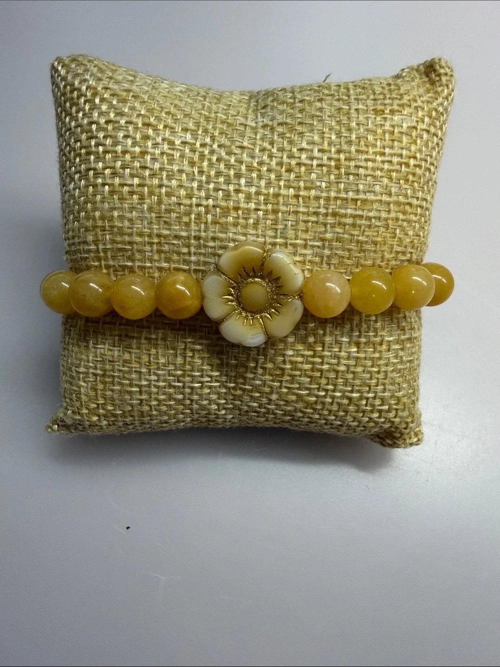 Agate Yellow Beaded Flower Stretch Bracelet